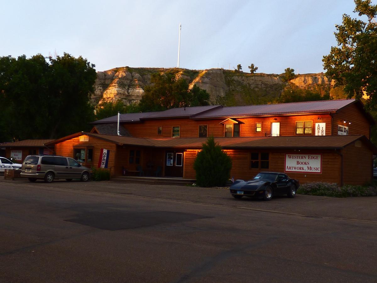 Amble Inn Medora Exterior photo